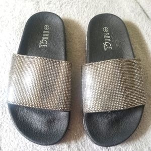 RHINESTONE SLIDES SZ 6